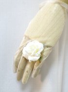 ホワイトローズのリング