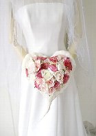 ピンクのお花のハートリースブーケ