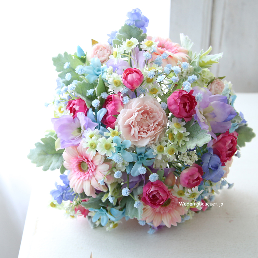 ガーベラとラナンキュラスのスワッグ風ナチュラルフラワーリース